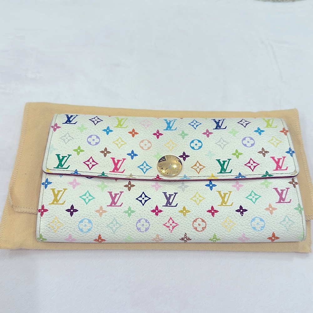 Authentic Louis Vuitton White Multicolored Murakami Logo Leather Sarah Wallet